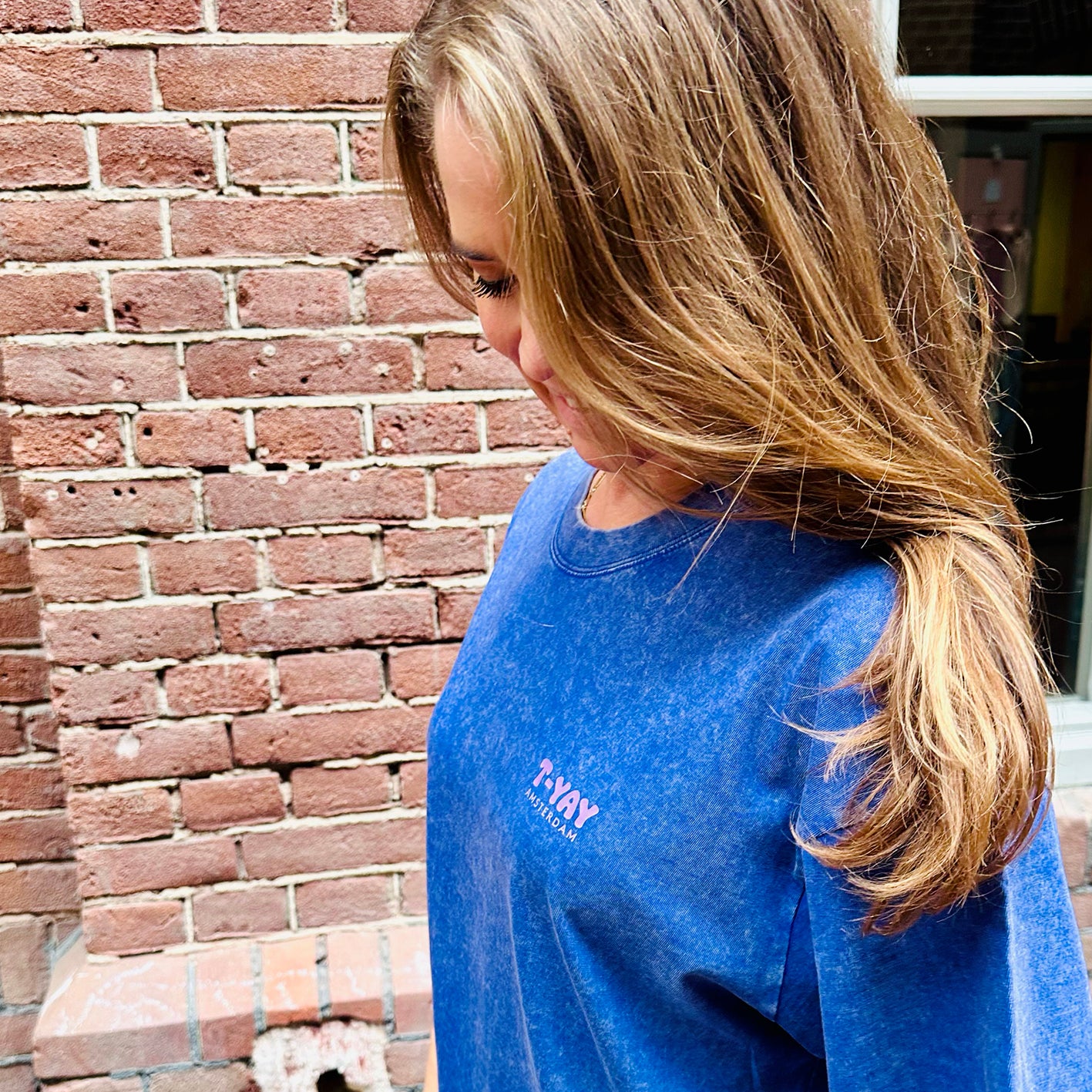 Oversized t-shirt - Out of office - blue backprint