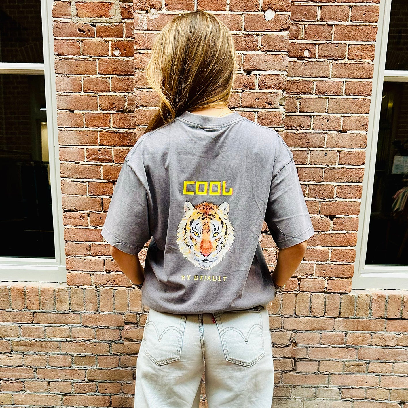 Oversized t-shirt - Cool by default - grey backprint